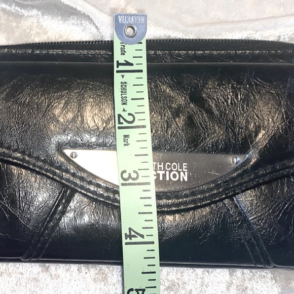 🧡4 items for $15 - Great Kenneth Cole black wallet. 014 - Picture 3 of 12